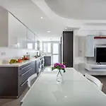 Vasileos Konstantinou Modern 2br With Balcony Apartamento *