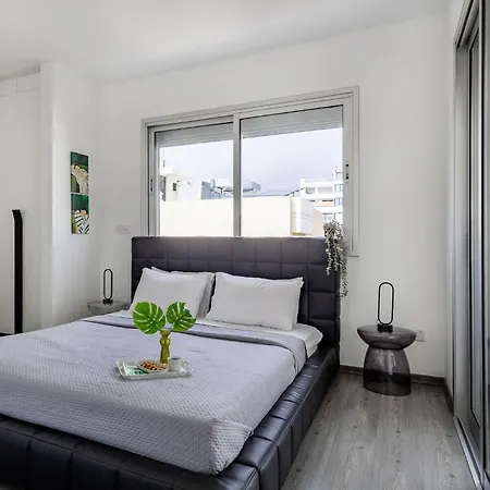 Vasileos Konstantinou Modern 2br With Balcony Appartement Limasol